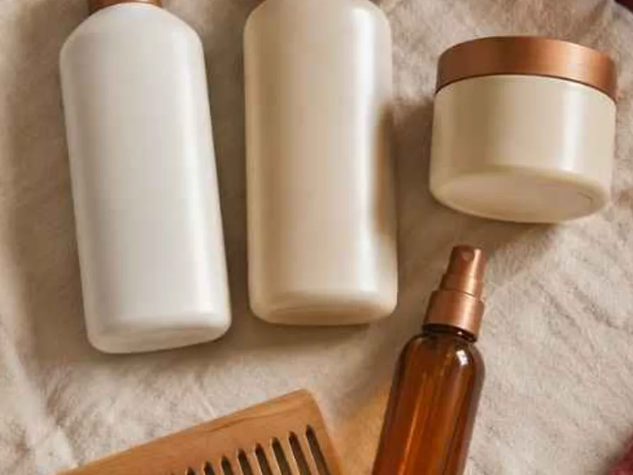Produtos capilares sobre a bancada